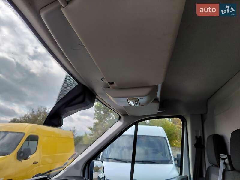 Вантажний фургон Ford Transit 2019 в Івано-Франківську