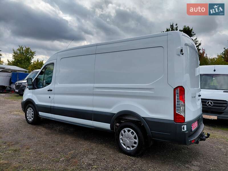 Вантажний фургон Ford Transit 2019 в Івано-Франківську