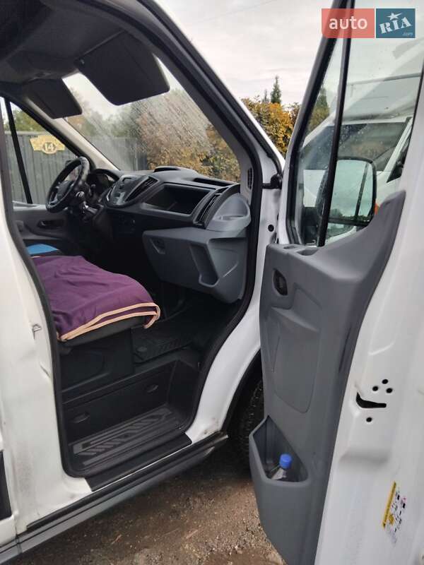 Вантажний фургон Ford Transit 2018 в Боярці