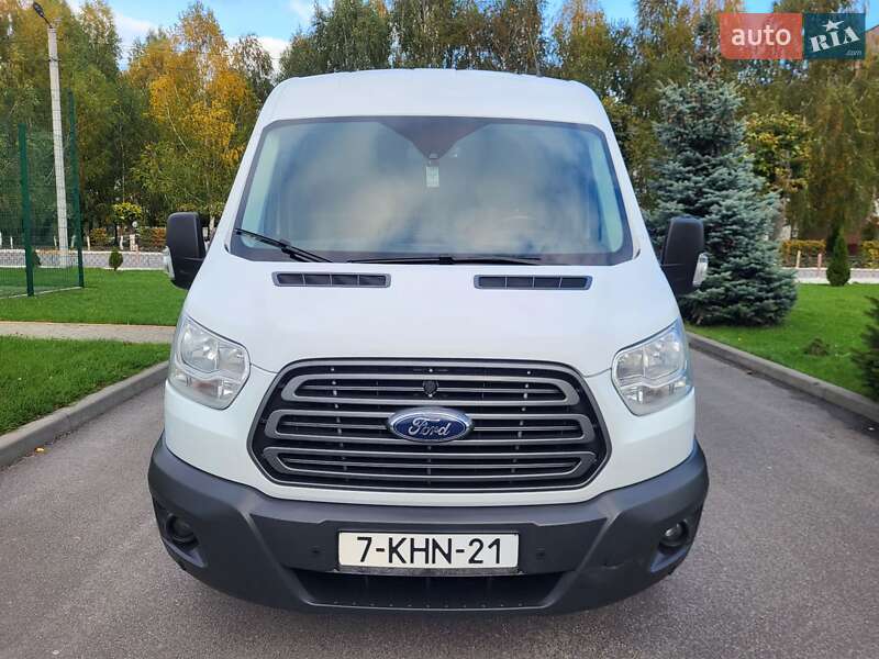 Грузовой фургон Ford Transit 2017 в Виннице