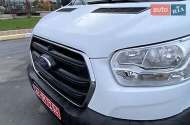 Грузовой фургон Ford Transit 2021 в 