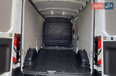 Грузовой фургон Ford Transit 2021 в 