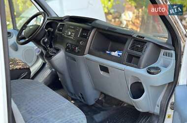 Вантажний фургон Ford Transit 2013 в 
