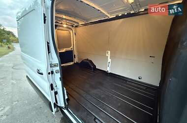 Грузовой фургон Ford Transit 2021 в 