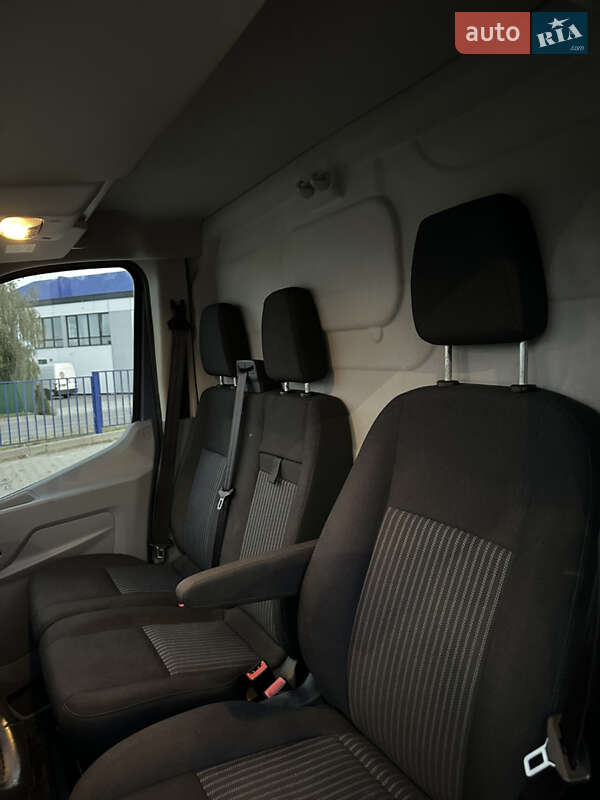 Грузовой фургон Ford Transit 2018 в Ковеле