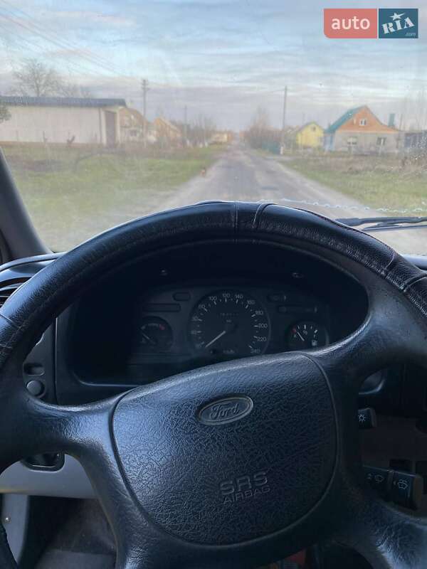 Грузопассажирский фургон Ford Transit 1996 в Киеве фото 5 Грузопассажирский фургон Ford Transit 1996 в Киеве