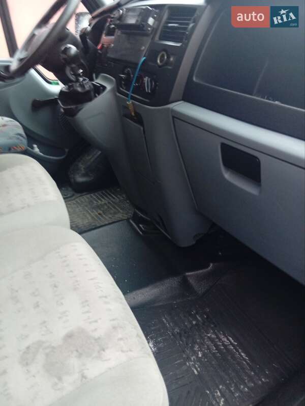 Микроавтобус Ford Transit 2006 в Дрогобыче