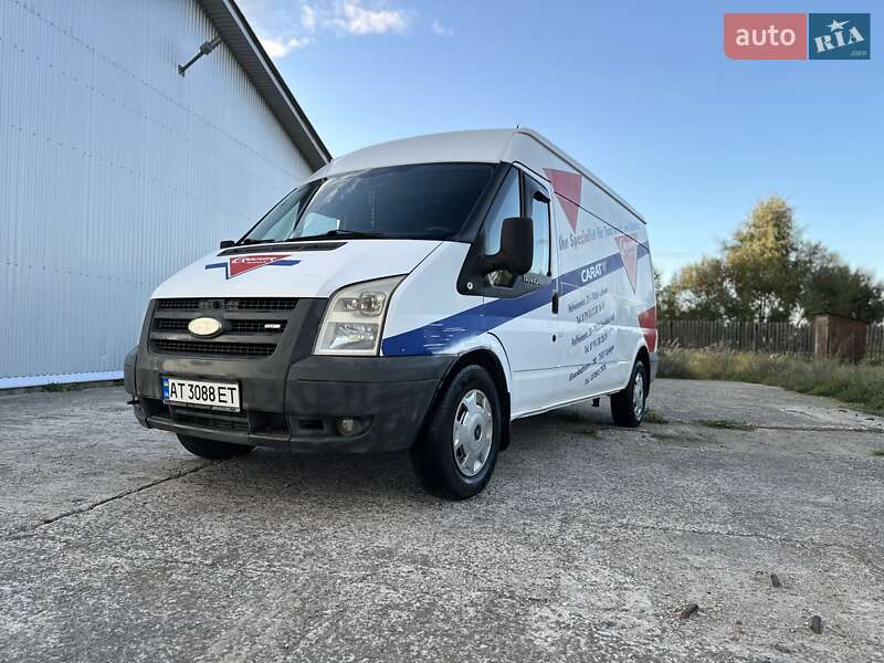 Вантажний фургон Ford Transit 2006 в Калуші