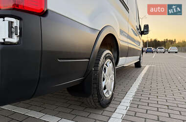Грузовой фургон Ford Transit 2021 в 