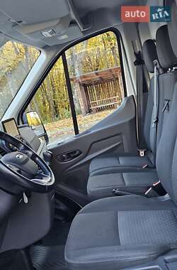 Вантажний фургон Ford Transit 2021 в 