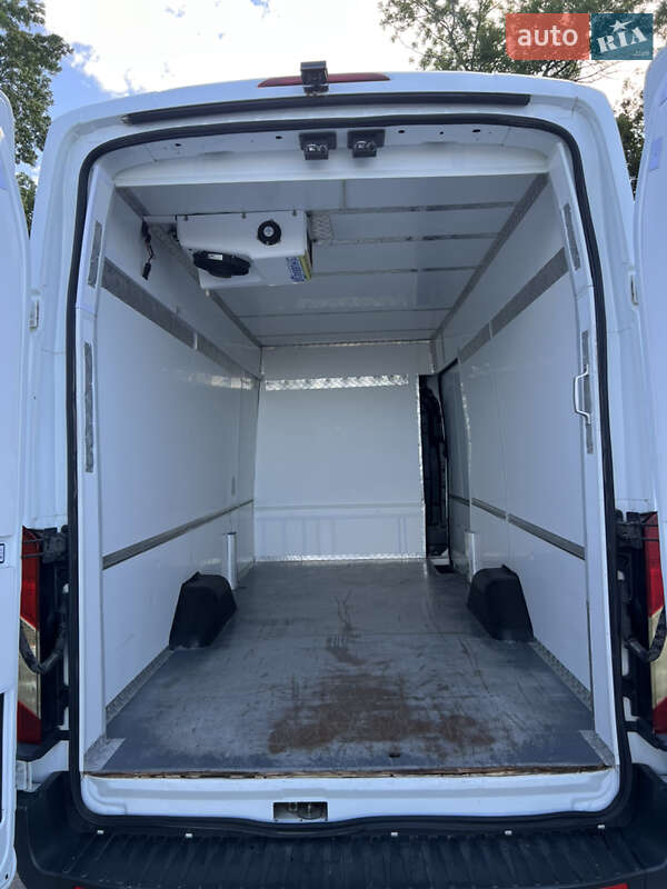 Грузовой фургон Ford Transit 2016 в Дунаевцах