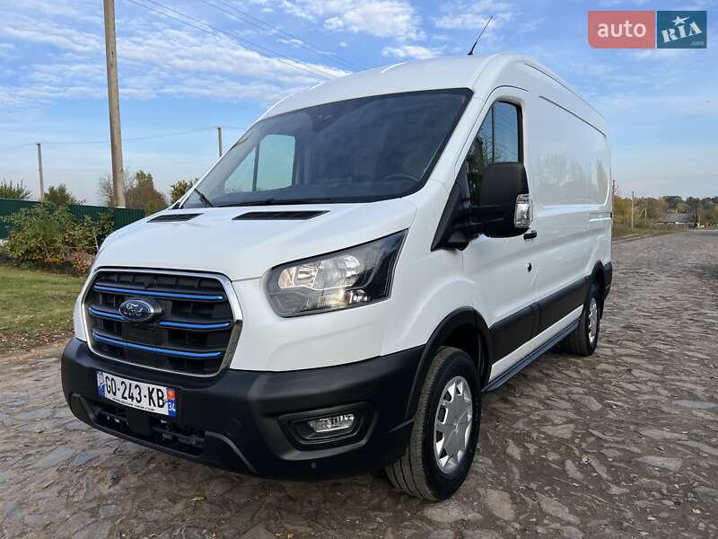 Ford Transit 2023