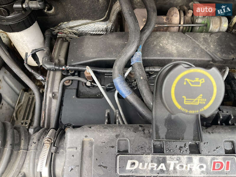 Грузовой фургон Ford Transit 2003 в Кременчуге