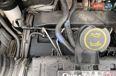 Вантажний фургон Ford Transit 2003 в 