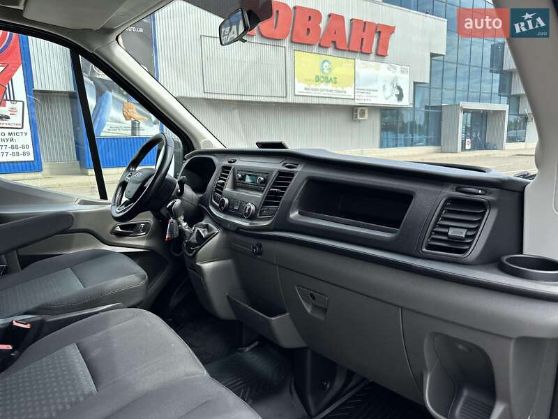 Грузовой фургон Ford Transit 2019 в Ковеле