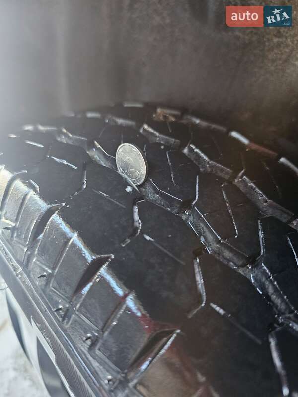 Грузовой фургон Ford Transit 2004 в Новоднестровске