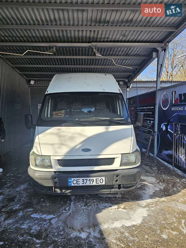 Грузовой фургон Ford Transit 2004 в Новоднестровске