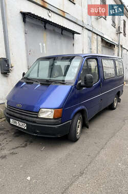 Мікроавтобус вантажний (до 3,5т) Ford Transit 1988 в Одесі