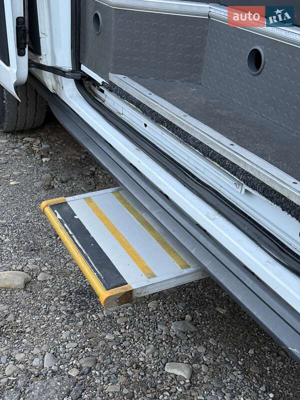 Вантажопасажирський фургон Ford Transit 2015 в Новому Розділі фото 6 Вантажопасажирський фургон Ford Transit 2015 в Новому Розділі