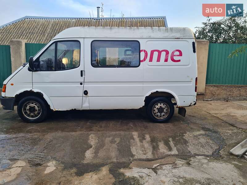 Вантажопасажирський фургон Ford Transit 1999 в Одесі фото 2 Вантажопасажирський фургон Ford Transit 1999 в Одесі