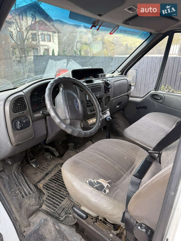 Евакуатор Ford Transit 2004 в Лазещині фото 8 Евакуатор Ford Transit 2004 в Лазещині