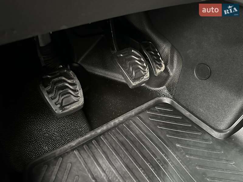 Грузовой фургон Ford Transit 2020 в Ровно