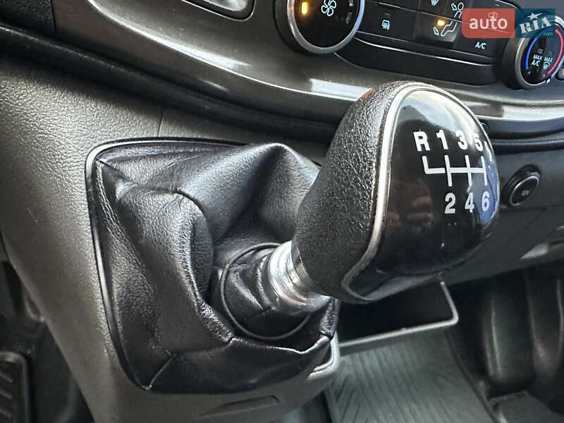 Грузовой фургон Ford Transit 2020 в Ровно