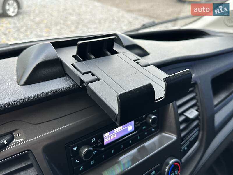Грузовой фургон Ford Transit 2020 в Ровно