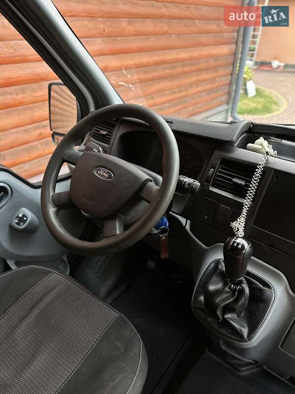 Грузовой фургон Ford Transit 2011 в Косове фото 9 Грузовой фургон Ford Transit 2011 в Косове