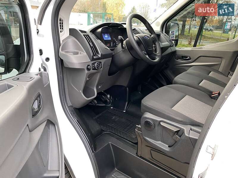 Вантажопасажирський фургон Ford Transit 2023 в Львові фото 16 Вантажопасажирський фургон Ford Transit 2023 в Львові