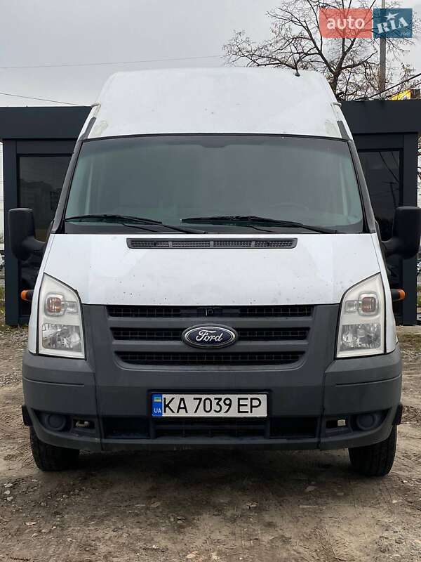 Грузовой фургон Ford Transit 2011 в Киеве
