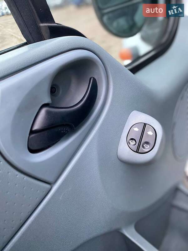 Грузовой фургон Ford Transit 2011 в Киеве