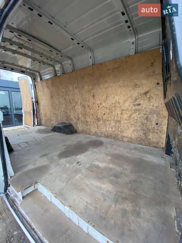 Грузовой фургон Ford Transit 2011 в Киеве