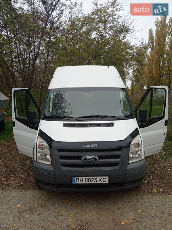 Вантажний фургон Ford Transit 2010 в Білгороді-Дністровському