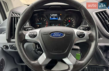 Вантажний фургон Ford Transit 2019 в Умані