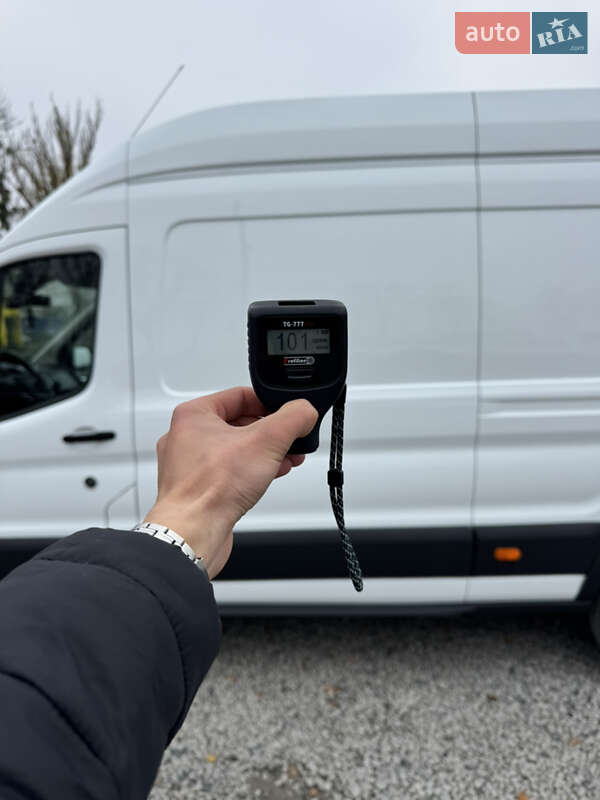 Грузовой фургон Ford Transit 2019 в Умани