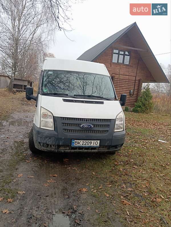 Ford Transit 2012