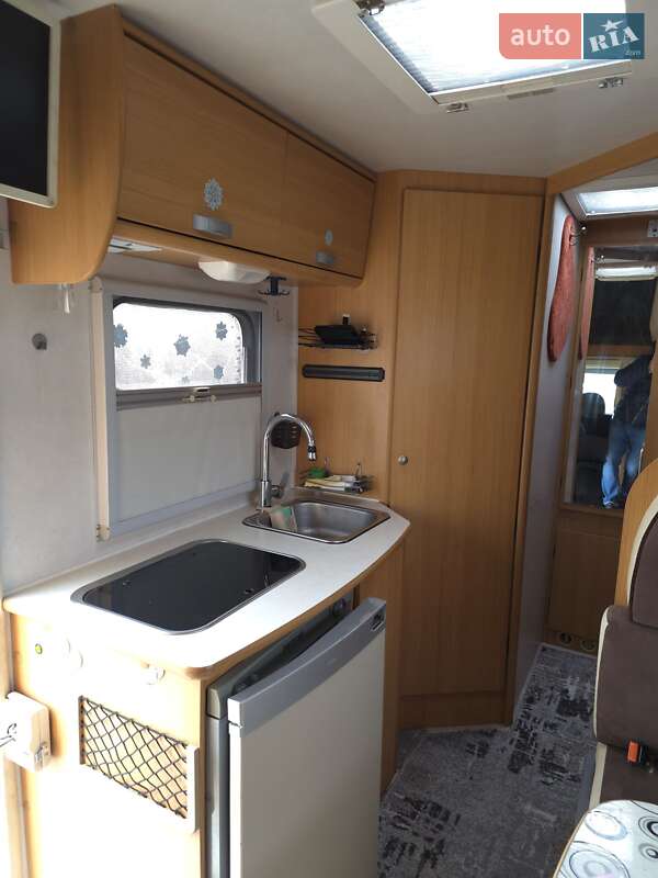 Будинок на колесах Ford Transit 2005 в Львові фото 14 Будинок на колесах Ford Transit 2005 в Львові