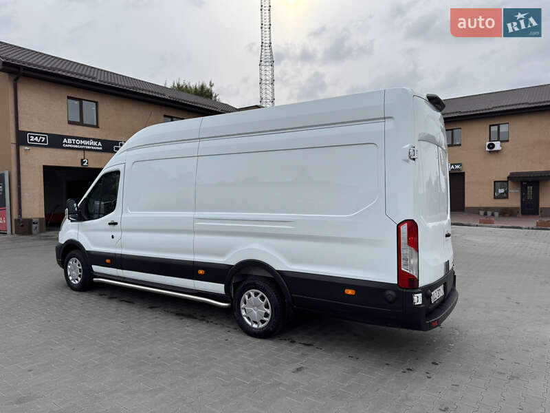 Вантажний фургон Ford Transit 2021 в Ірпені