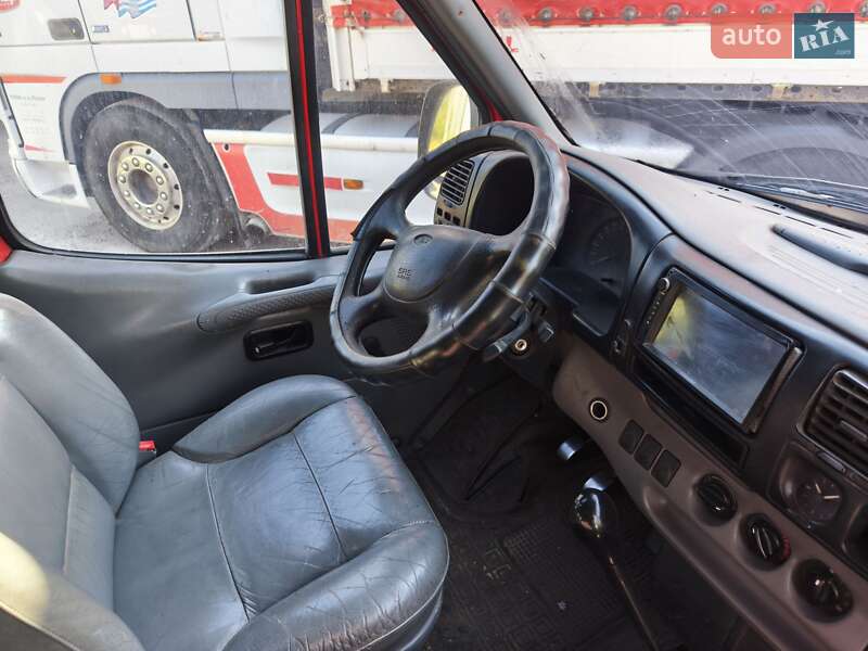 Вантажний фургон Ford Transit 1999 в Ізмаїлі