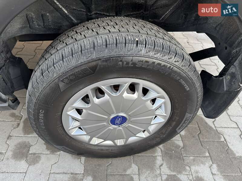 Грузопассажирский фургон Ford Transit 2020 в Ирпене