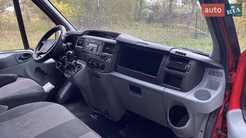 Мінівен Ford Transit 2007 в Димері