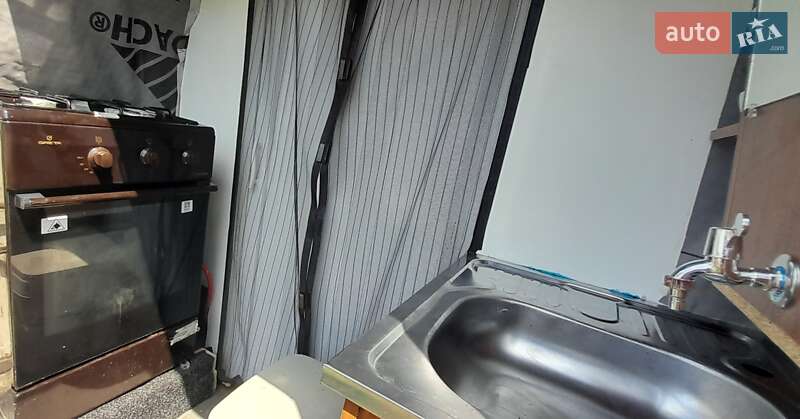 Будинок на колесах Ford Transit 2004 в Ужгороді