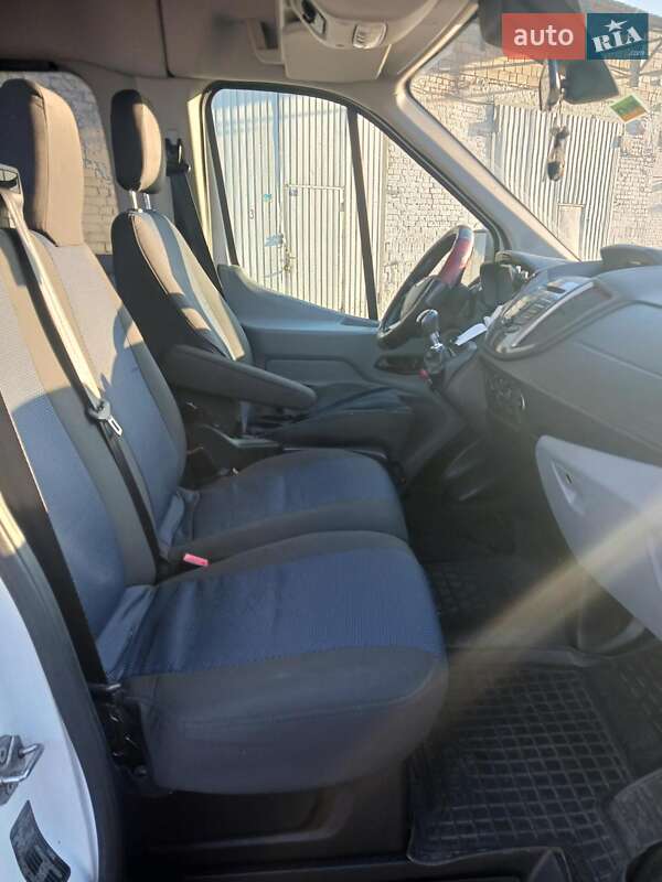 Мікроавтобус Ford Transit 2018 в Борисполі