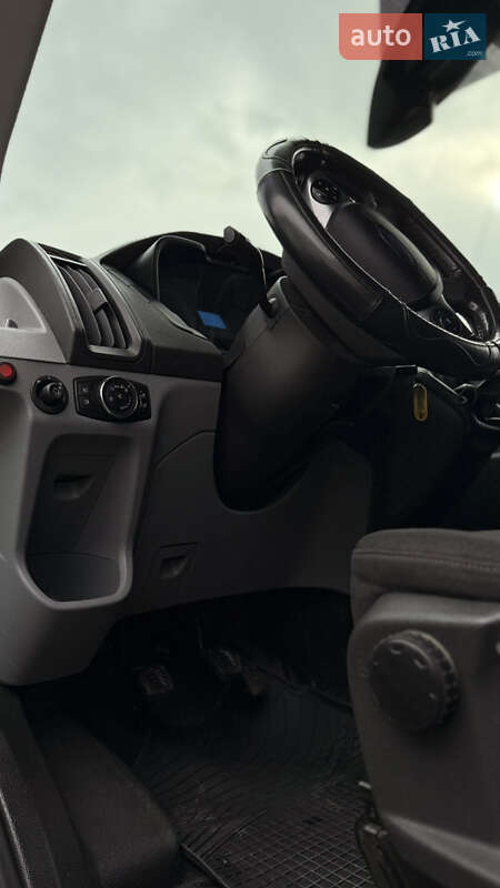 Тентованый Ford Transit 2017 в Тячеве