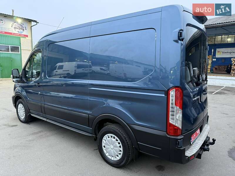 Вантажний фургон Ford Transit 2019 в Луцьку