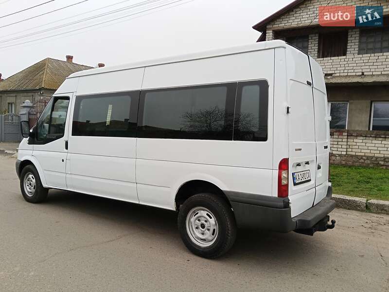 Грузовой фургон Ford Transit 2007 в Николаеве