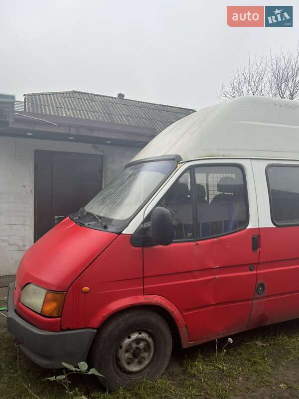 Вантажний фургон Ford Transit 1999 в Києві