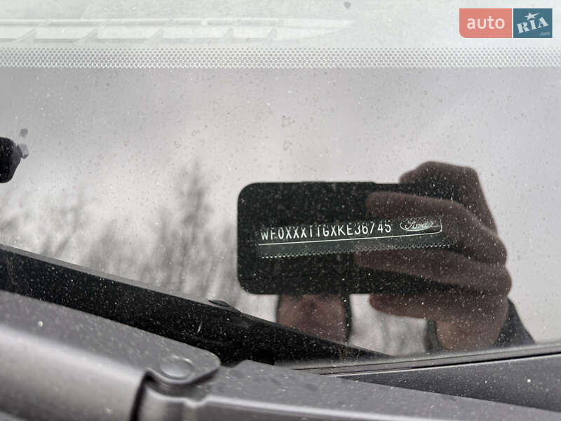 Грузовой фургон Ford Transit 2019 в Ровно