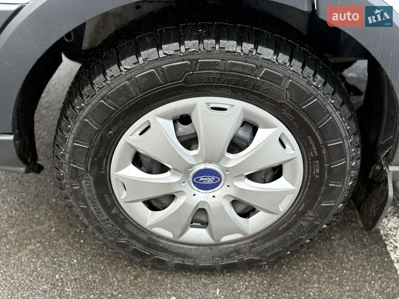 Грузовой фургон Ford Transit 2019 в Ровно